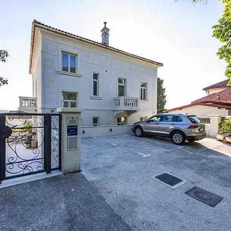 Luxury Ii Appartamento