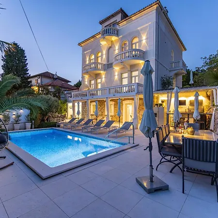 Apartamento Luxury Ii
